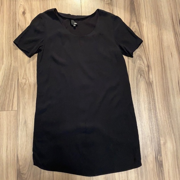 Aritzia Wilfred Free Teigen shift dress - Picture 2 of 12